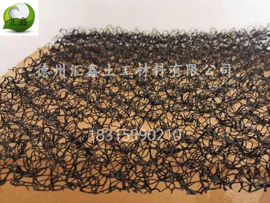 水土保護毯一種柔性生態護坡材料(圖1) 水土保護毯一種柔性生態護坡材料(圖1)